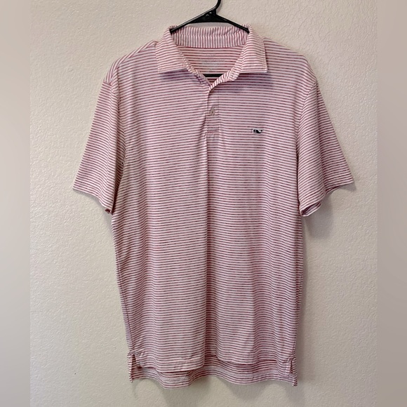Vineyard Vines Other - Vineyards Vines Men’s Red & White Stripe Performance Qtr Button Shirt!
